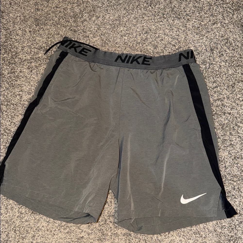 Nike Men's Charcoal and Black Athletic Shorts